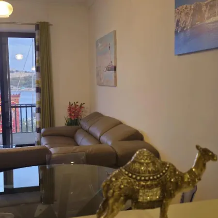 Apartment Sea View Over Valletta Area S2 *