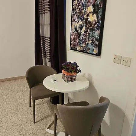 Sea View Over Valletta Area S2 Apartamento