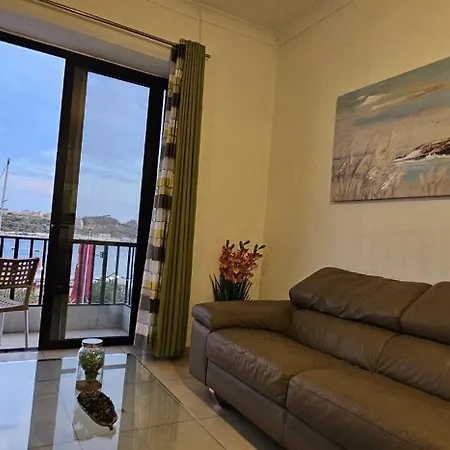 Sea View Over Valletta Area Appartement *