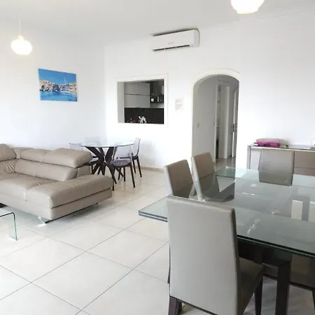 Sea View Over Valletta Area S2 *