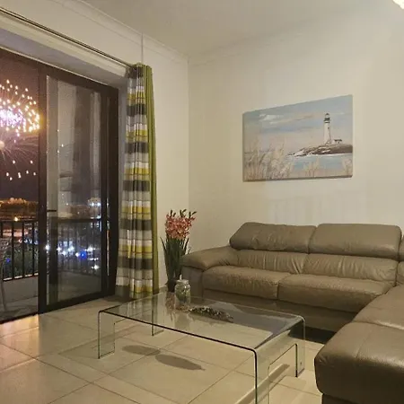 Apartment Sea View Over Valletta Area S2 Sliema