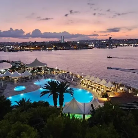 Sea View Over Valletta Area S2 *