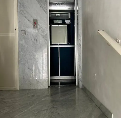 Sea View Over Valletta Area S2 Sliema