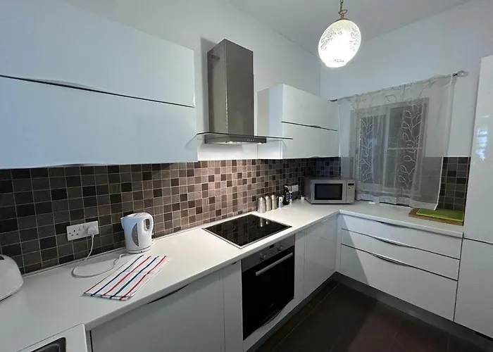 Sea View Over Valletta Area S2 * Sliema