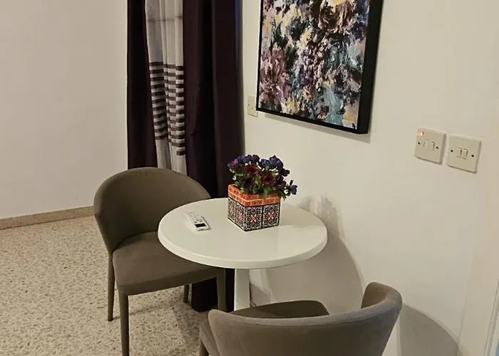 Sea View Over Valletta Area S2 Appartement