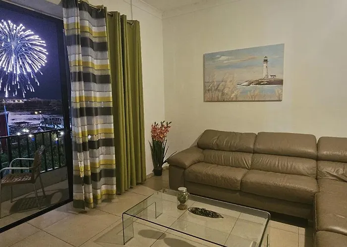 Sea View Over Valletta Area S2 * Sliema