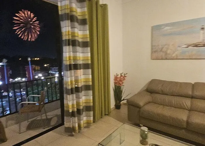 Sea View Over Valletta Area S2 Sliema