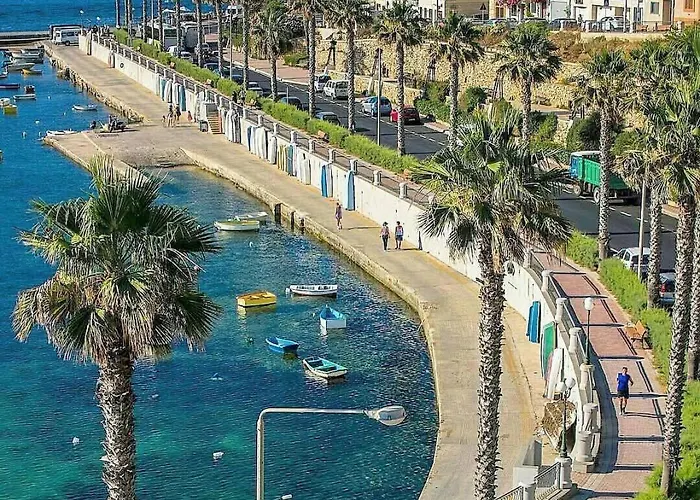 Sea View Over Valletta Area S2 * Sliema