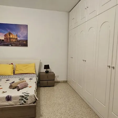 Sea View Over Valletta Area S2 *