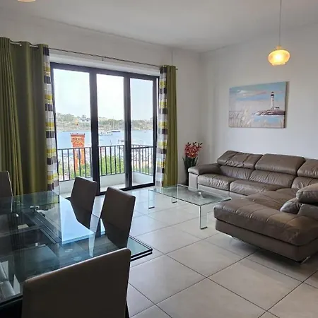 Sea View Over Valletta Area S2